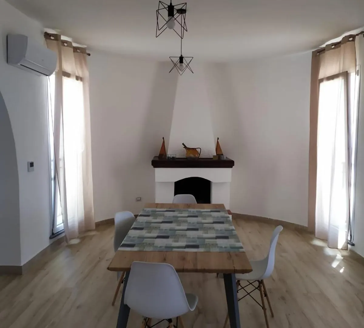 بيت للعطل Villa Magaggiari شينيسي