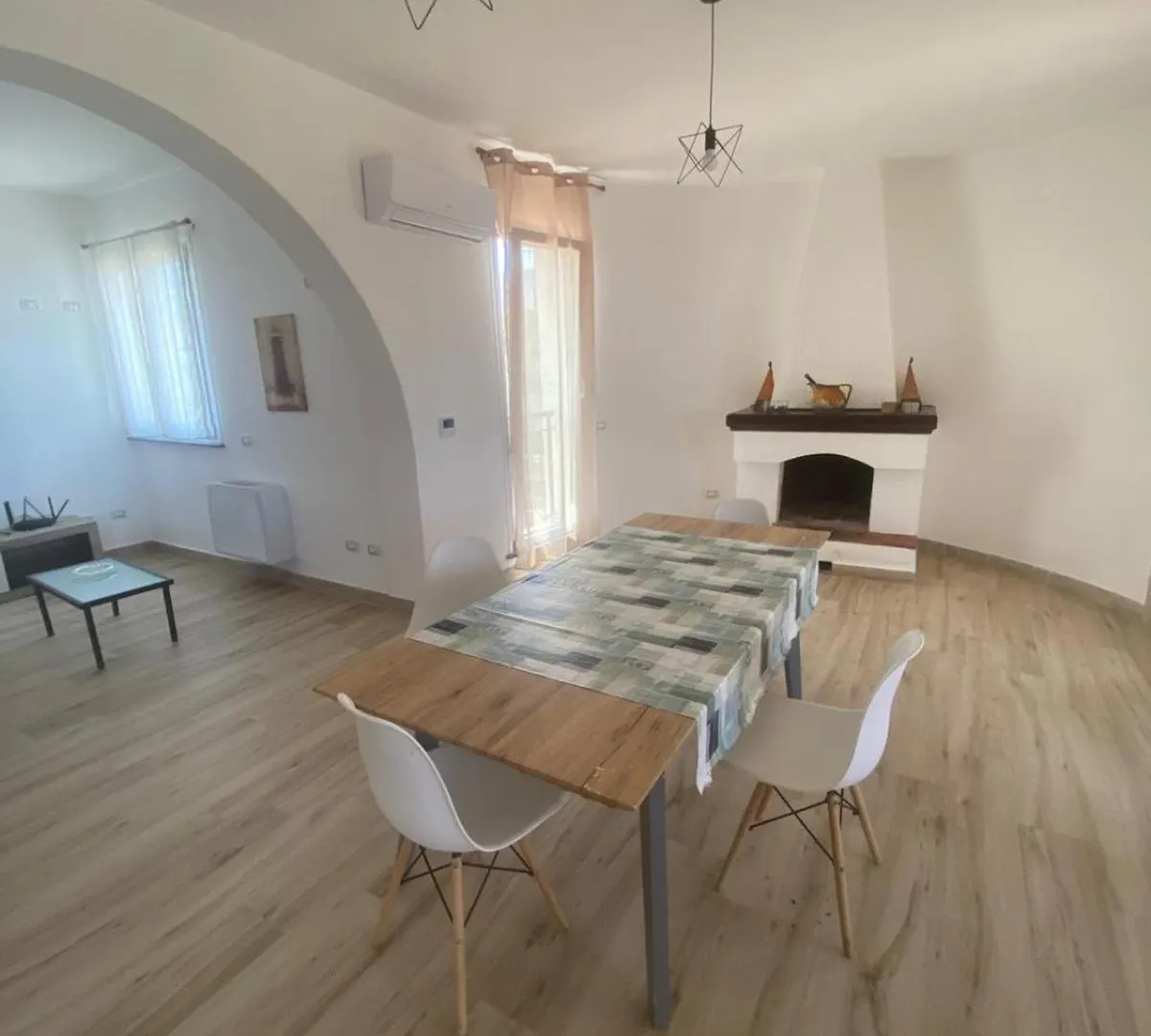 Villa Magaggiari شينيسي
