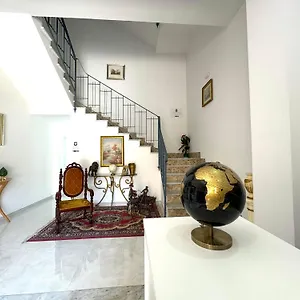 Pensión Casa Ferrante, Cinisi